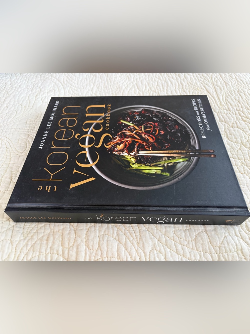 The Korean Vegan Cookbook by Joanne Lee Molinaro - Picture 4 of 4